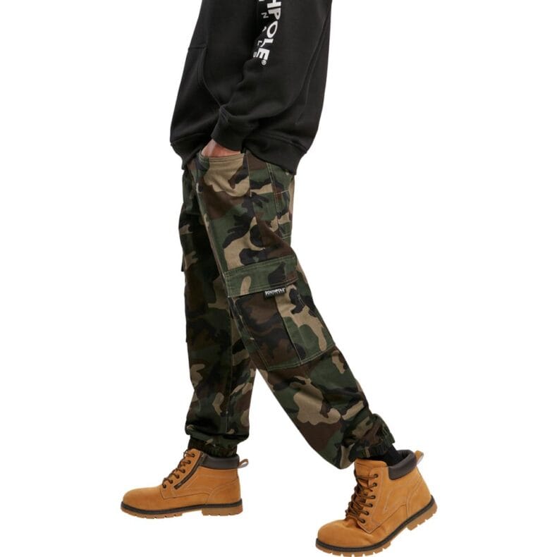 Pantaloni Southpole Camo Cargo 1