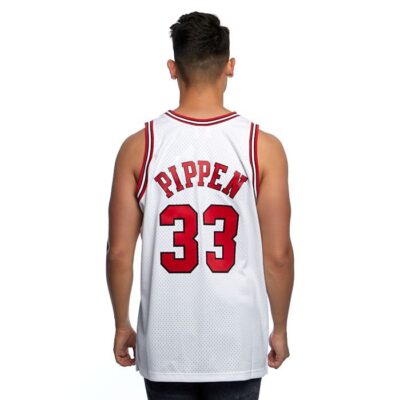 Swingman Jersey Mitchell & Ness Chicago Bulls #33 Scottie Pippen white red 1