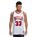 Swingman Jersey Mitchell & Ness Chicago Bulls #33 Scottie Pippen white red