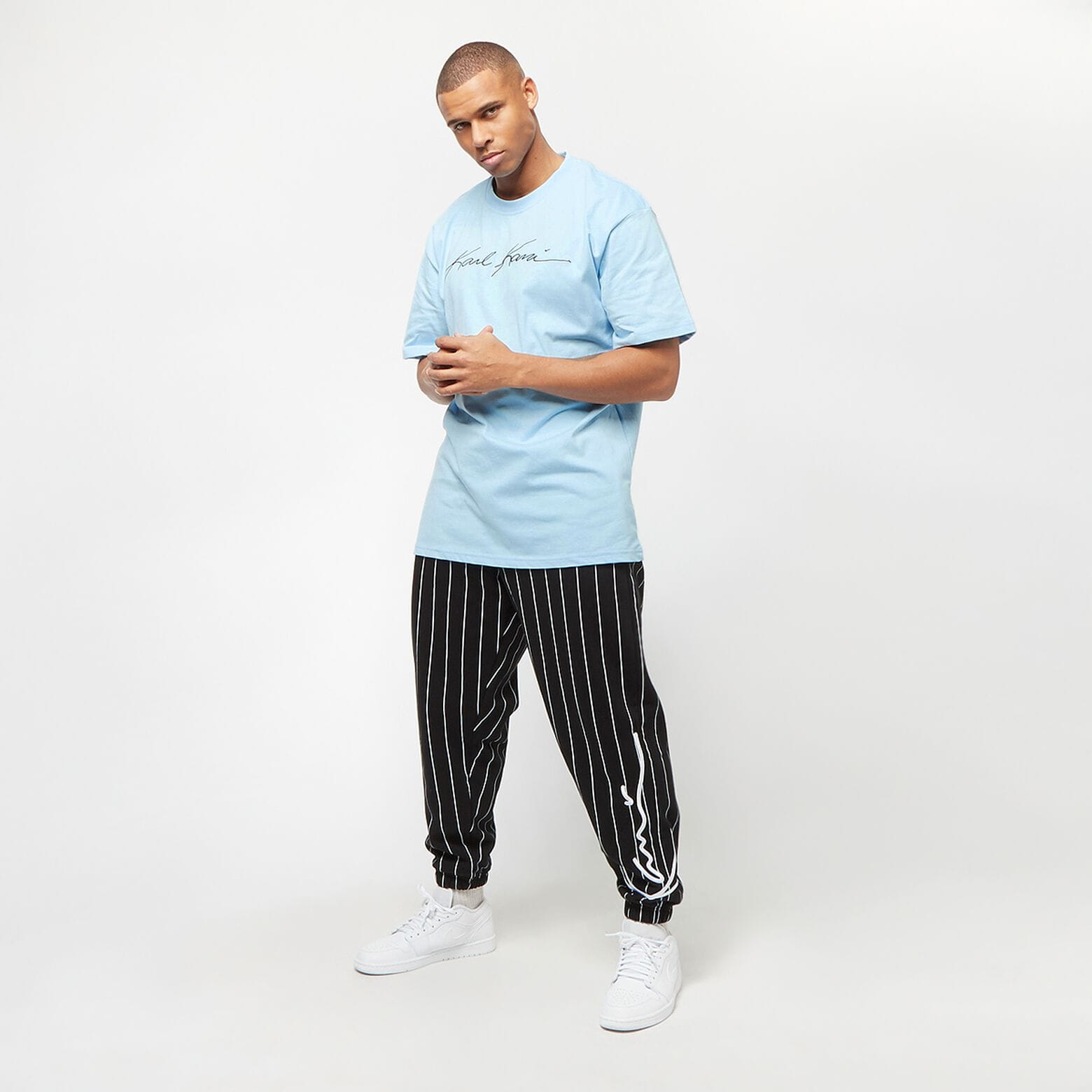 Tricou Karl Kani Autograph Light Blue 3 Tricou Karl Kani Autograph Light Blue 3