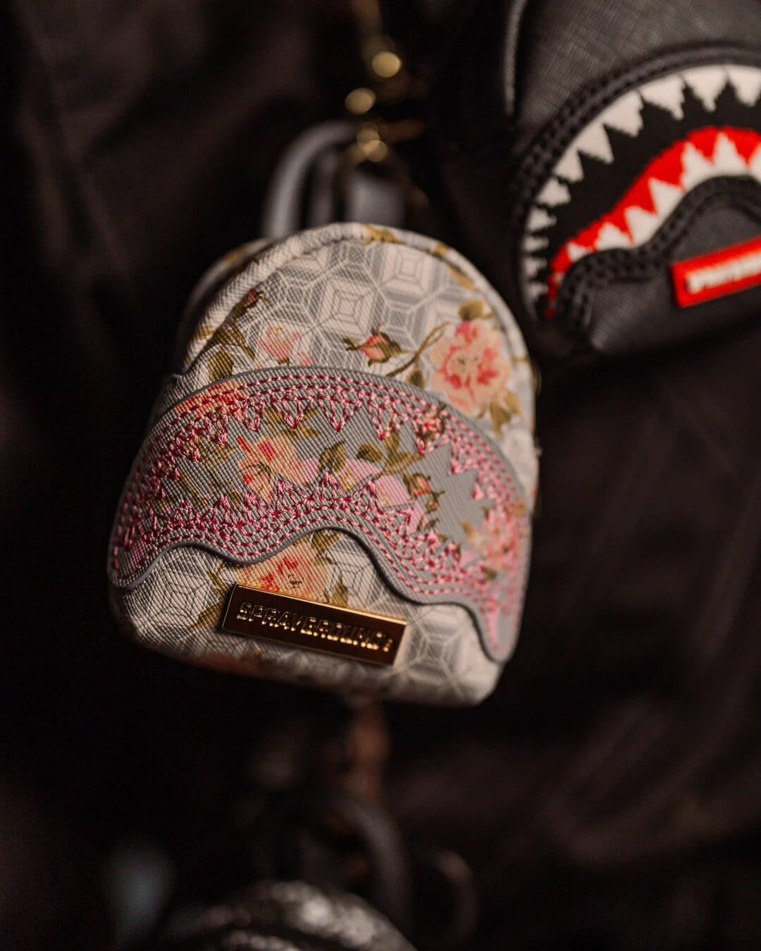 Breloc Sprayground AI Floral Keychain 4 Breloc Sprayground AI Floral Keychain 4